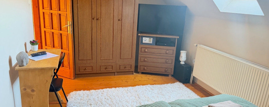 Standard kétágyas szoba franciaággyal és konyhával